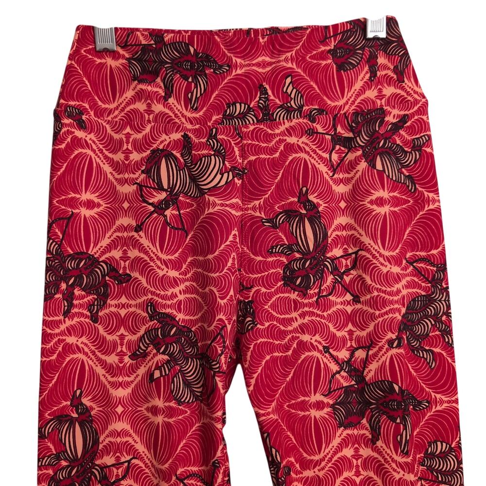 LuLaRoe Valentine's Day Cupid Print Red and Black Leggings - One Size - EUC